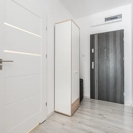 Rent Like Home - Srutowa 10 III *